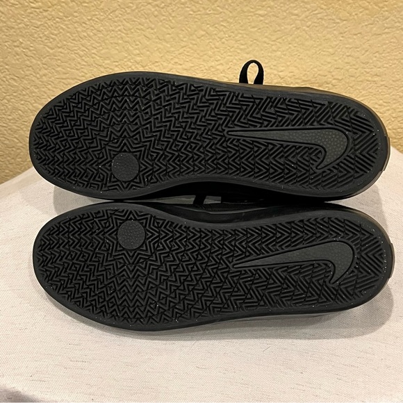 Nike SB Check Shoes Women’s Size 11 - Picture 8 of 10